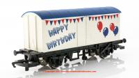 R60058 Hornby Happy Birthday Wagon